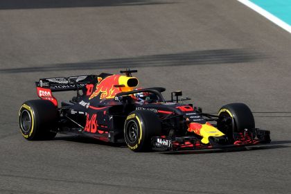 Hotel F1 Abu Dhabi 4 nachten in Dubai 4 december t/m 8 december 2025+circuittransfer per bus zaterdag/zondag en 4x4 woenstijnexcursie
