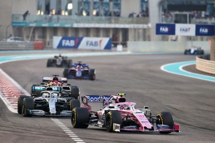 Hotel F1 Abu Dhabi 5 nachten in Dubai 3 december t/m 8 december 2025+circuittransfer per bus zaterdag/zondag en Yellow Boats & 4x4 woenstijnexcursie
